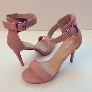 Weeboo Christine 2 Ankle Strap Heels Pink 6.5
